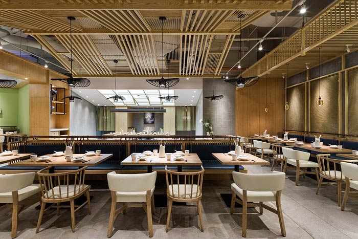 串串香小吃店右側餐區(qū)裝修設計效果圖